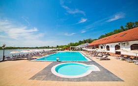 Hotel Evergreen